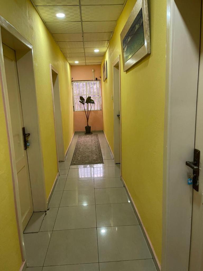 Sky Inn Hotel Freetown Exterior foto
